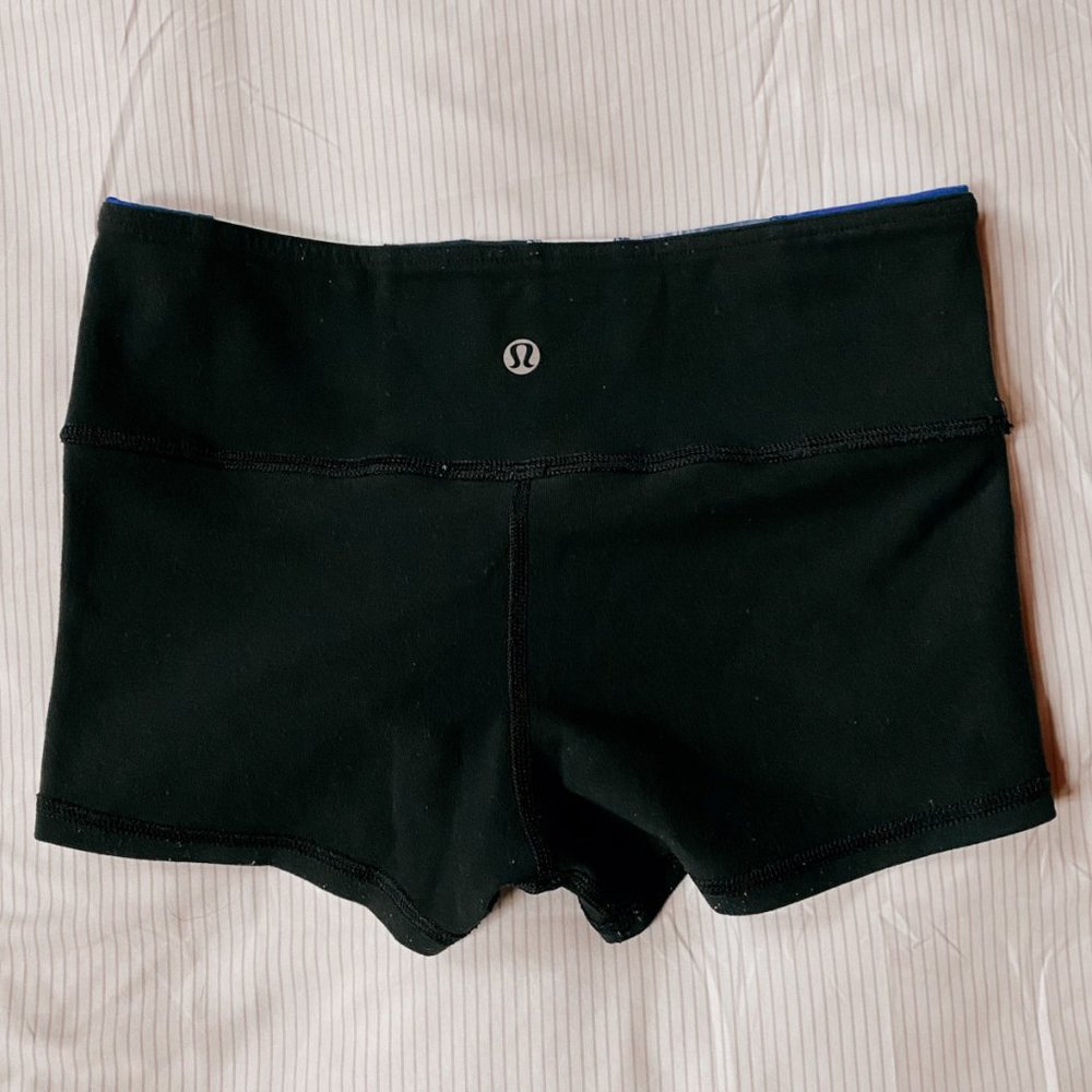 Reversible lulu lemon boogie shorts
